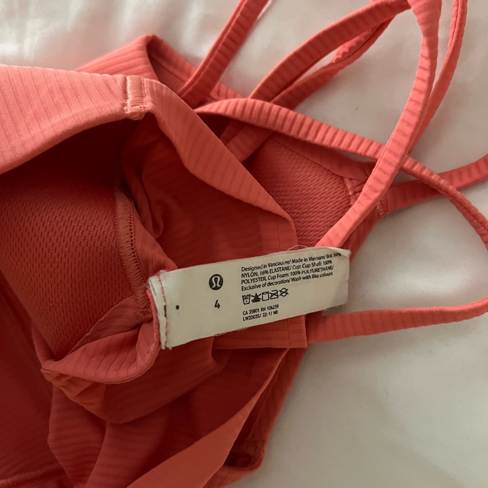 Lululemon bra - Picture 3 of 3